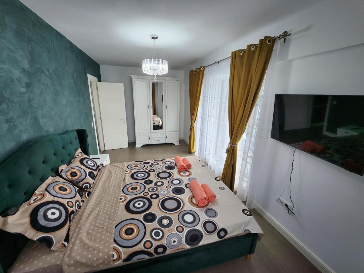 Near Airport 2 Rooms Apartments In Himson Iasi Esterno foto