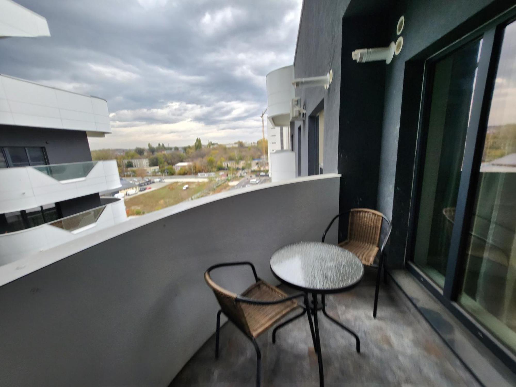 Near Airport 2 Rooms Apartments In Himson Iasi Esterno foto