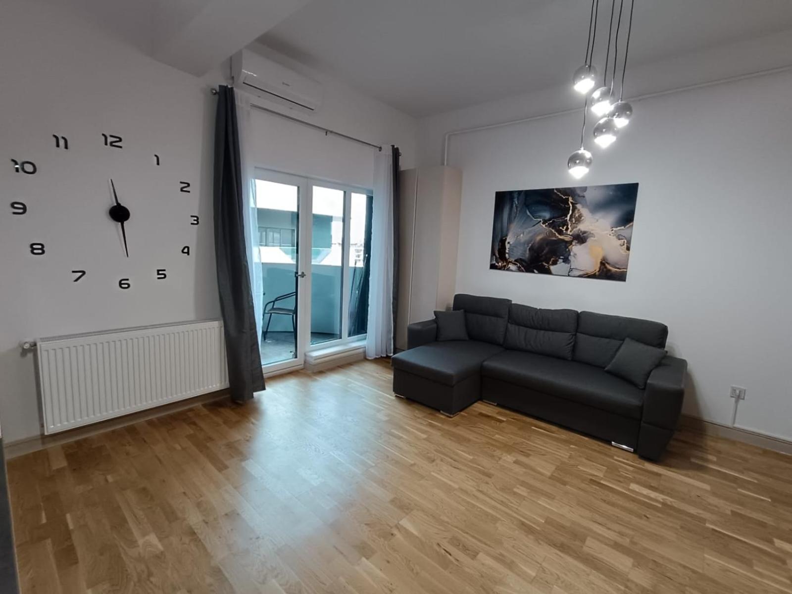 Near Airport 2 Rooms Apartments In Himson Iasi Esterno foto