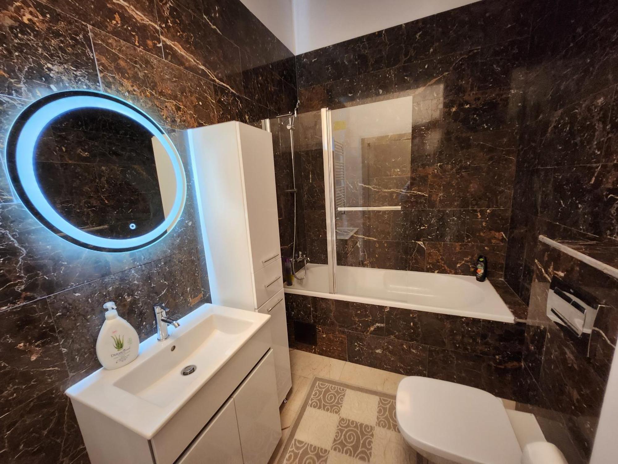 Near Airport 2 Rooms Apartments In Himson Iasi Esterno foto